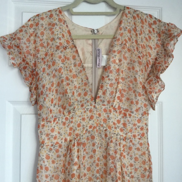 Floral Maxi Dress in Cream and Orange - Picture 3 of 7